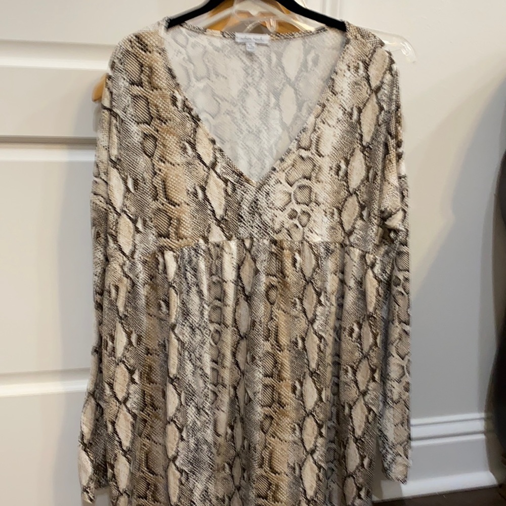 white birch Snake Print V-Neck Long Sleeve Blouse